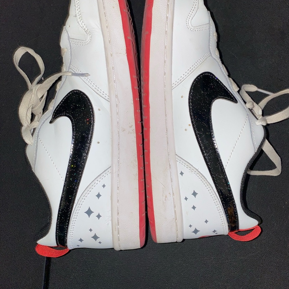 Nike White and Black Sneakers with Classic Silhouette